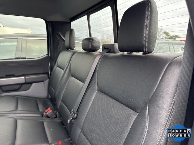 Ford F-150 Vehicle Full-screen Gallery Image 15