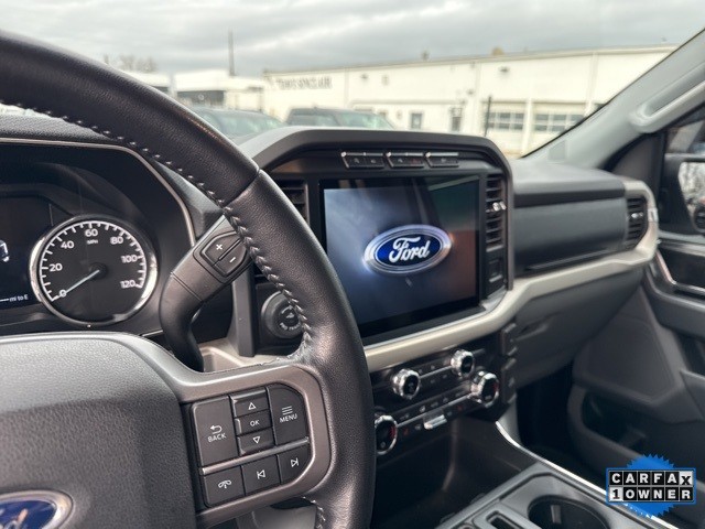 Ford F-150 Vehicle Full-screen Gallery Image 21