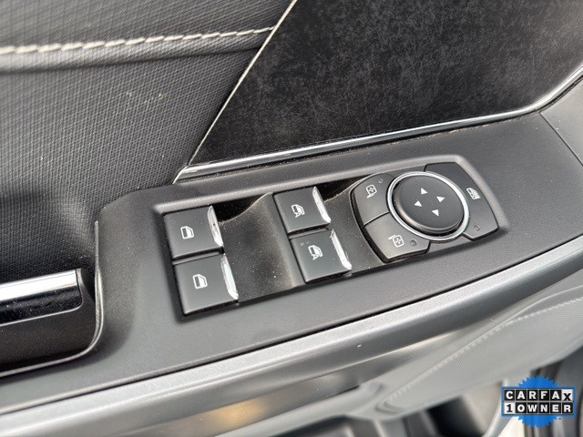 Ford F-150 Vehicle Full-screen Gallery Image 24