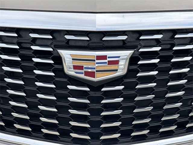 Cadillac XT5 Vehicle Full-screen Gallery Image 30