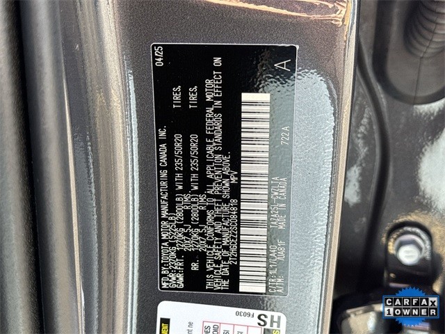 Lexus NX Vehicle Full-screen Gallery Image 38