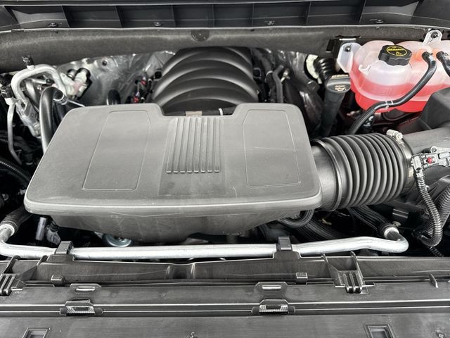 GMC Yukon Vehicle Full-screen Gallery Image 27