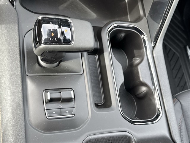 GMC Sierra 1500 Vehicle Full-screen Gallery Image 20