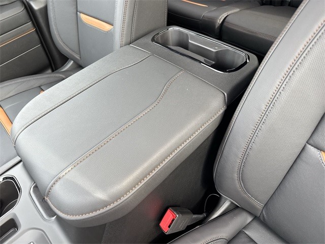 GMC Sierra 1500 Vehicle Full-screen Gallery Image 21