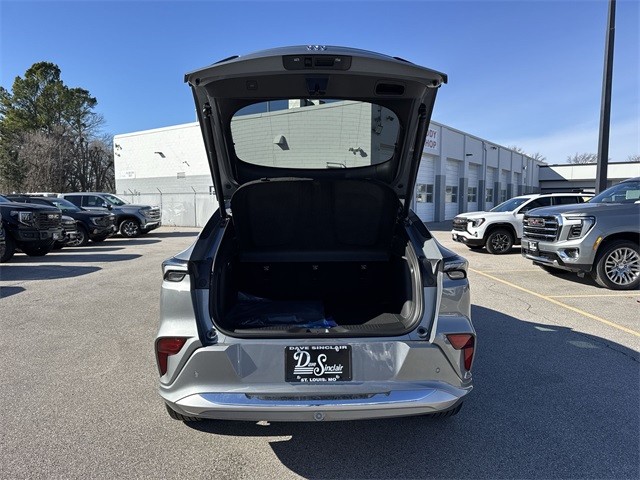 Buick Envista Vehicle Full-screen Gallery Image 23