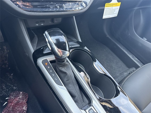 Buick Envista Vehicle Full-screen Gallery Image 19