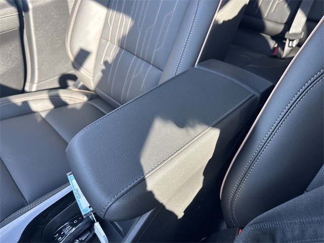 Buick Envista Vehicle Full-screen Gallery Image 20