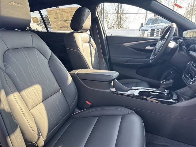 Buick Envista Vehicle Full-screen Gallery Image 24