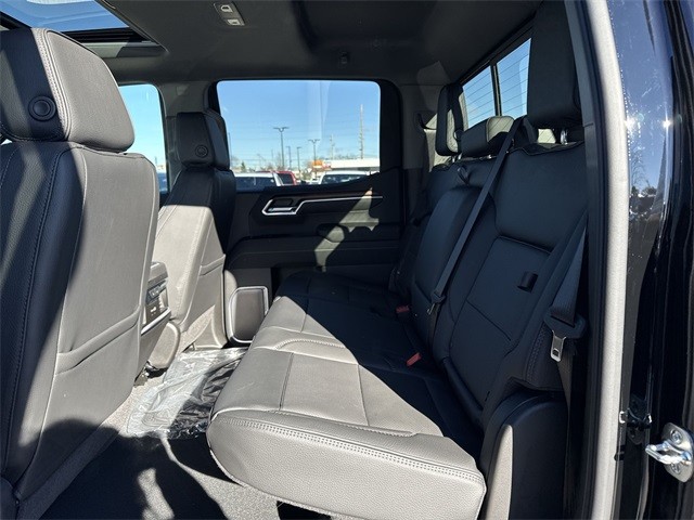 GMC Sierra 1500 Vehicle Full-screen Gallery Image 23