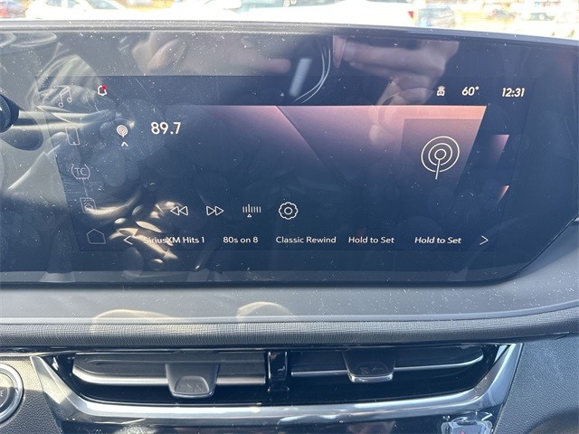 Buick Envista Vehicle Full-screen Gallery Image 16