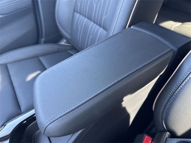 Buick Envista Vehicle Full-screen Gallery Image 20