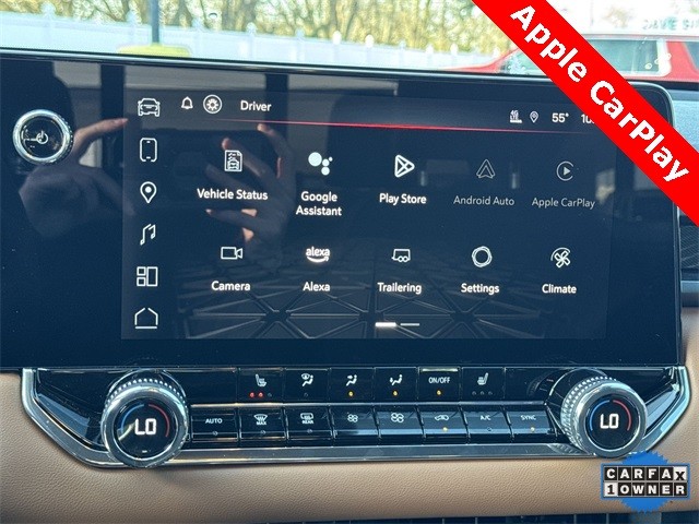 GMC Canyon Vehicle Full-screen Gallery Image 17