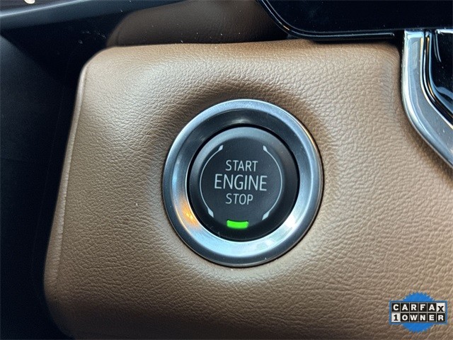 GMC Canyon Vehicle Full-screen Gallery Image 21