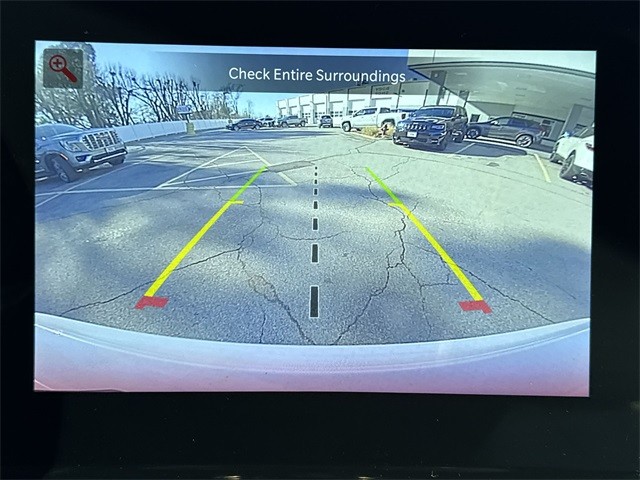 Jeep Wagoneer Vehicle Full-screen Gallery Image 19