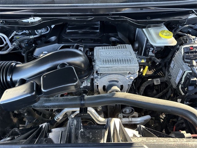 Jeep Wagoneer Vehicle Full-screen Gallery Image 35