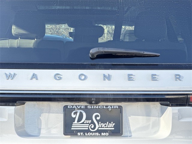 Jeep Wagoneer Vehicle Full-screen Gallery Image 36