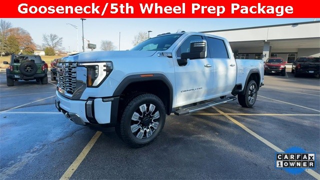 GMC Sierra 2500HD Vehicle Full-screen Gallery Image 05