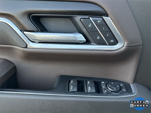 GMC Sierra 2500HD Vehicle Full-screen Gallery Image 28