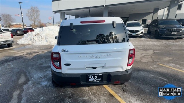 Ford Bronco Sport Vehicle Full-screen Gallery Image 09