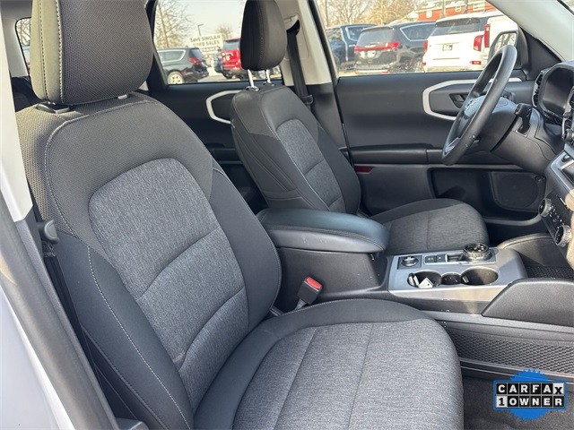 Ford Bronco Sport Vehicle Full-screen Gallery Image 28