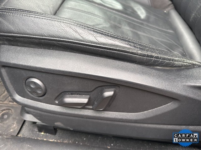 Audi Q5 Vehicle Full-screen Gallery Image 22