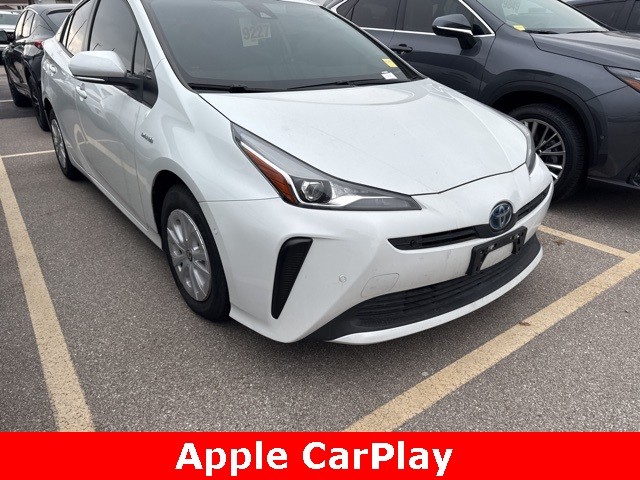 Toyota Prius Vehicle Full-screen Gallery Image 03