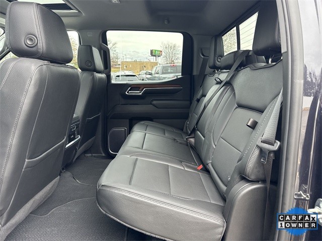 GMC Sierra 1500 Vehicle Full-screen Gallery Image 30