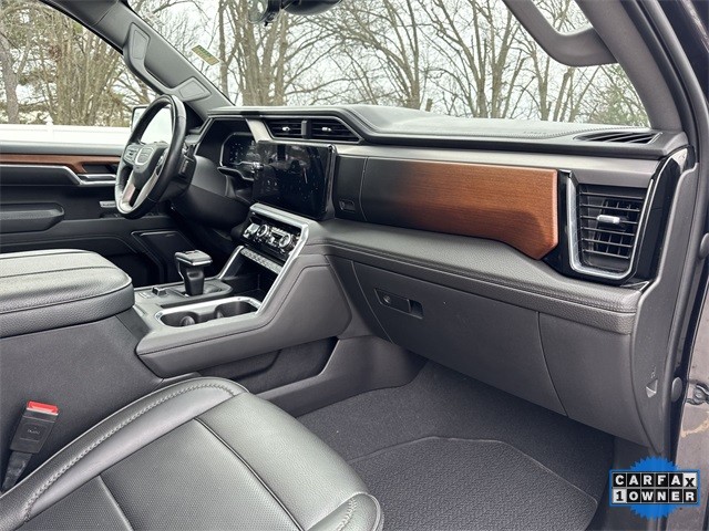 GMC Sierra 1500 Vehicle Full-screen Gallery Image 34