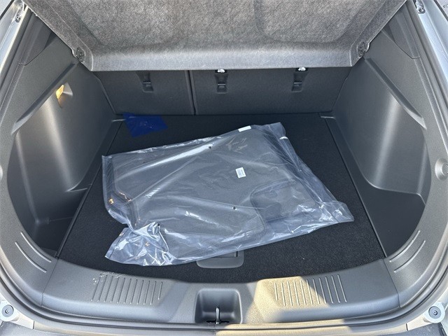 Buick Envista Vehicle Full-screen Gallery Image 22