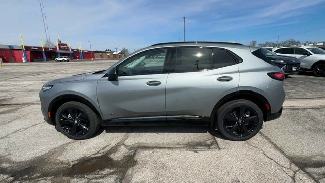 Buick Envision Vehicle Full-screen Gallery Image 05