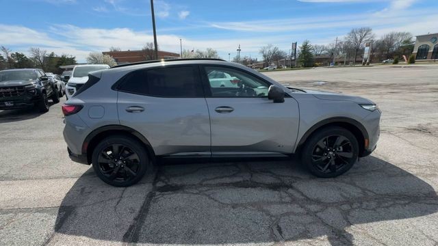 Buick Envision Vehicle Full-screen Gallery Image 09