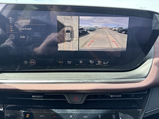 Buick Envision Vehicle Full-screen Gallery Image 17