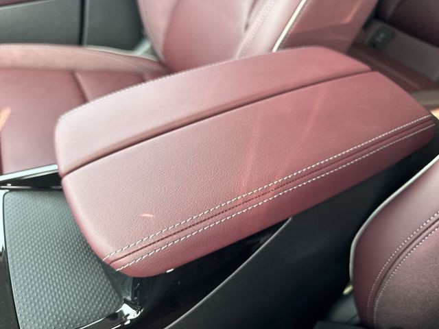 Buick Envision Vehicle Full-screen Gallery Image 21