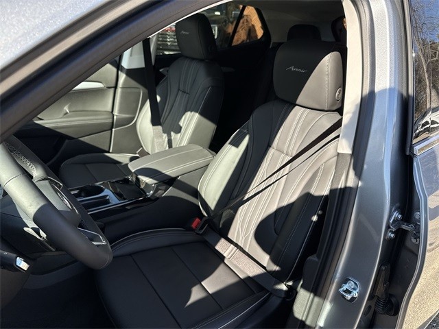 Buick Envision Vehicle Full-screen Gallery Image 11