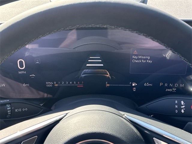 Buick Envision Vehicle Full-screen Gallery Image 15