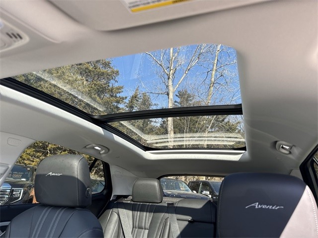 Buick Envision Vehicle Full-screen Gallery Image 22