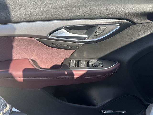 Buick Envision Vehicle Full-screen Gallery Image 13