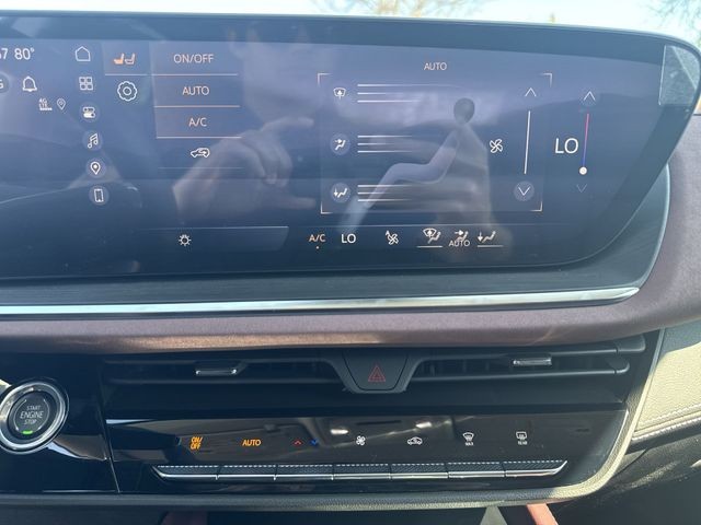 Buick Envision Vehicle Full-screen Gallery Image 19