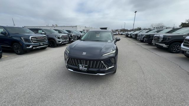 Buick Envision Vehicle Full-screen Gallery Image 03