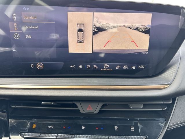 Buick Envision Vehicle Full-screen Gallery Image 17