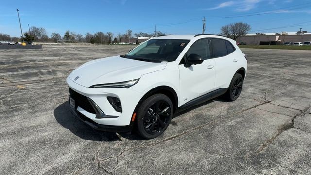 Buick Envision Vehicle Full-screen Gallery Image 04