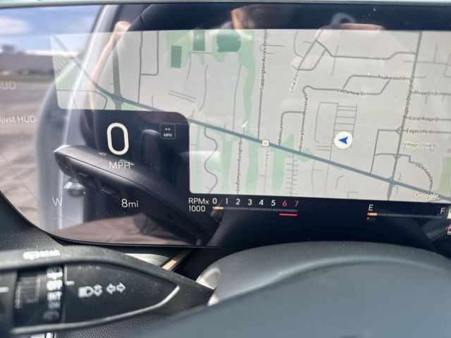 Buick Envision Vehicle Full-screen Gallery Image 15