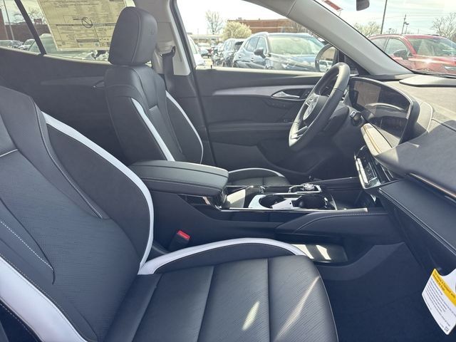 Buick Envision Vehicle Full-screen Gallery Image 24