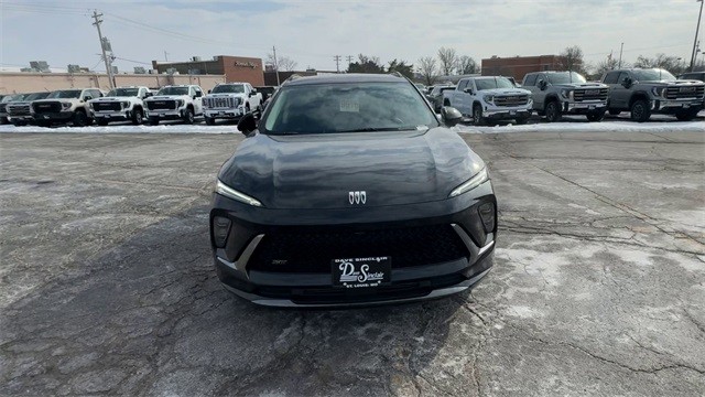 Buick Envision Vehicle Full-screen Gallery Image 03