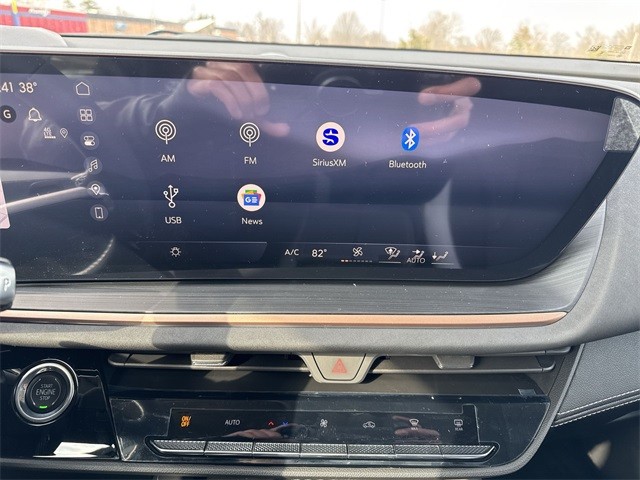 Buick Envision Vehicle Full-screen Gallery Image 16