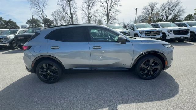 Buick Envision Vehicle Full-screen Gallery Image 09