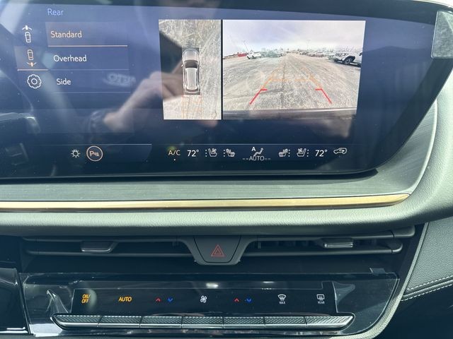 Buick Envision Vehicle Full-screen Gallery Image 17