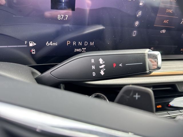 Buick Envision Vehicle Full-screen Gallery Image 20