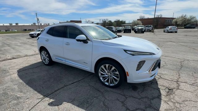 Buick Envision Vehicle Full-screen Gallery Image 02