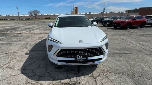 Buick Envision Vehicle Full-screen Gallery Image 03